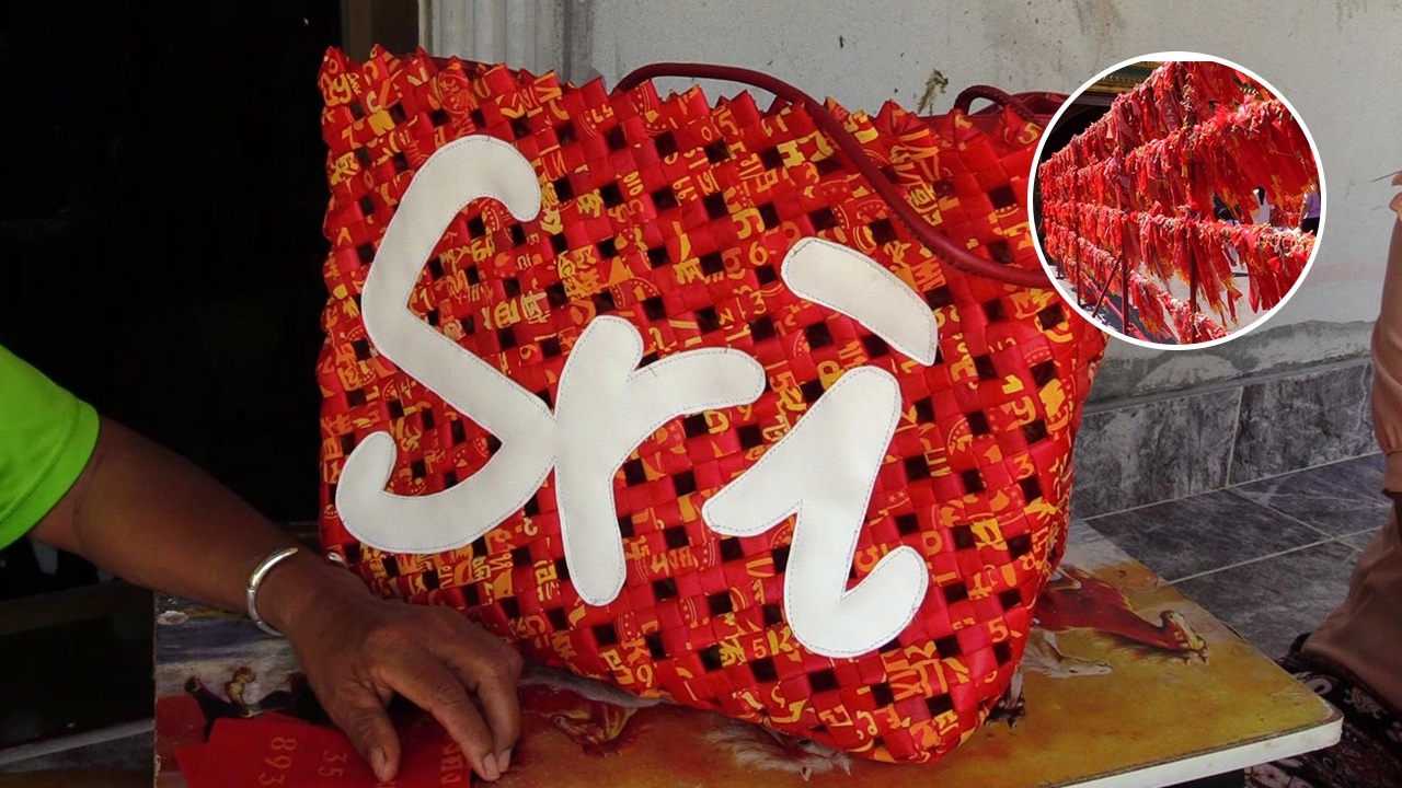 เปลี่ยนศรัทธาเป็น "กระเป๋ารักษ์โลก" สานจากหางประทัดแก้บน "ไอ้ไข่" วัดเจดีย์