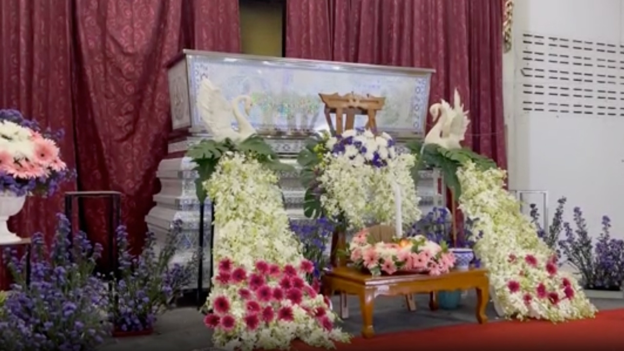 หญิงช็อกก่อนเสียชีวิต หลังจ้างทนายดังทำคดี 8 ปีไม่คืบ ไปศาลถึงรู้ ถูกจำหน่ายแล้ว