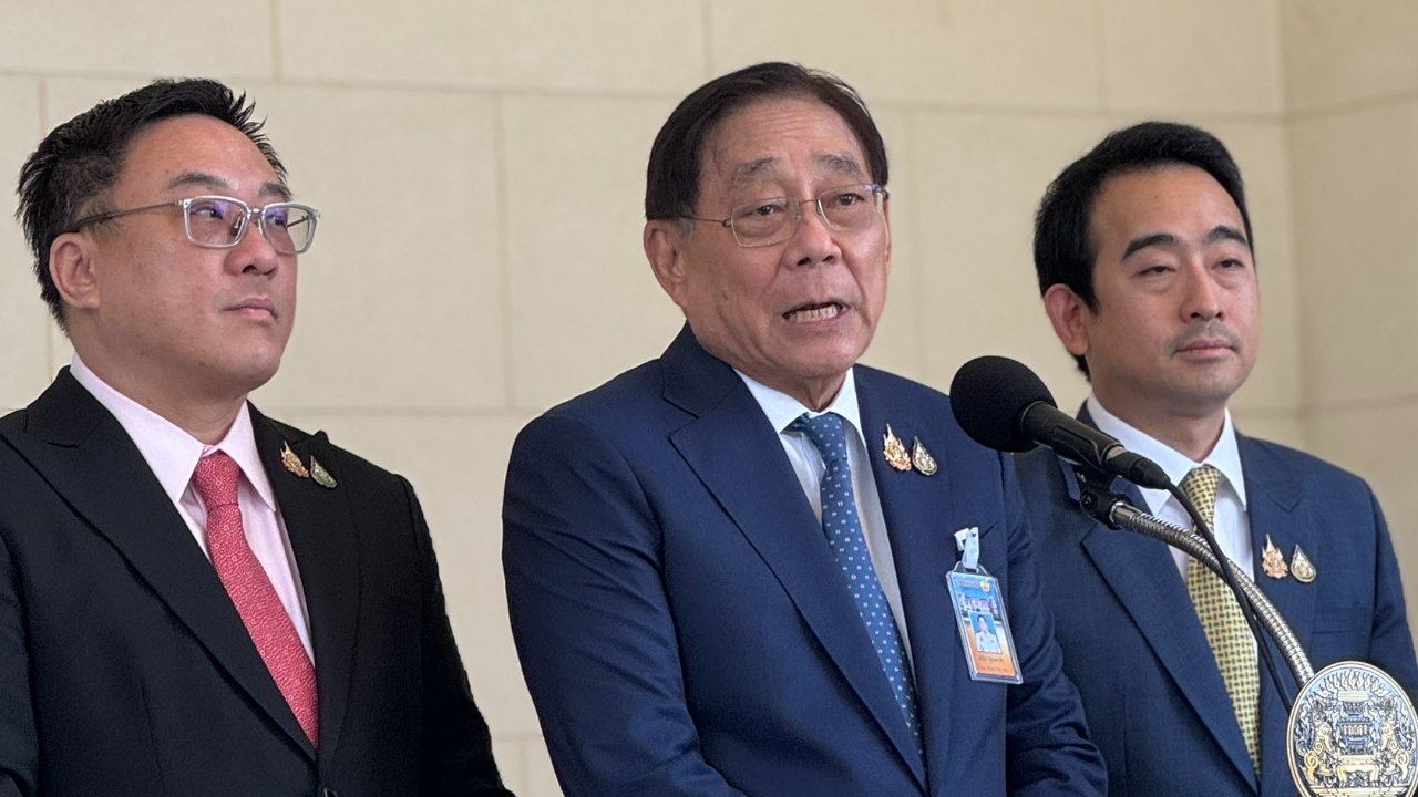 คลังเคาะแจกเงินหมื่นให้กลุ่ม 16 - 20 ปี ไตรมาส 2 - 3 ส่วนกลุ่มอื่นรอไปก่อน