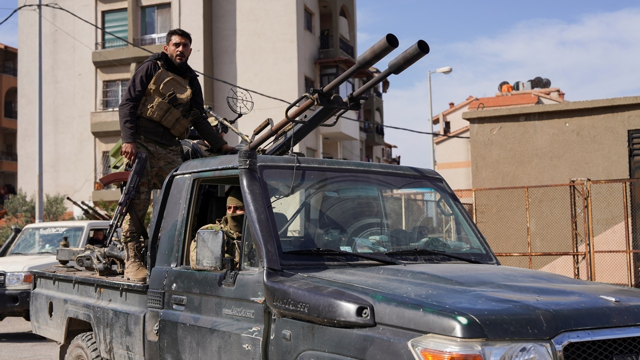 ซีเรียเดือดอีก ฝ่าย รบ.ใหม่-กลุ่มโปรอัสซาด ปะทะ 4 วัน ดับเกิน 1,000 ศพ