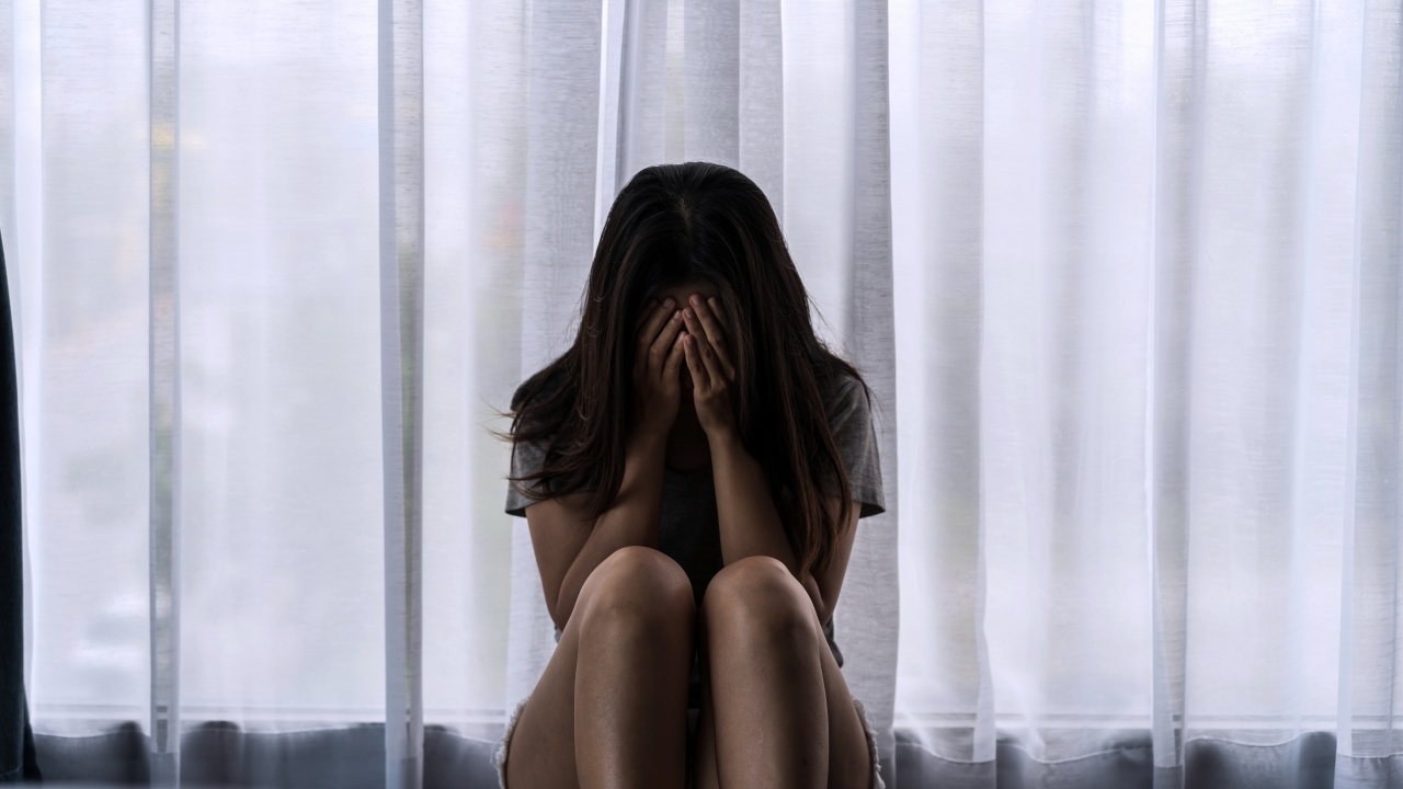 นศ.สาว แจ้งความถูกอาจารย์ทำอนาจาร แม่เผยลูกกำลังรักษาซึมเศร้า อาการน่าห่วง