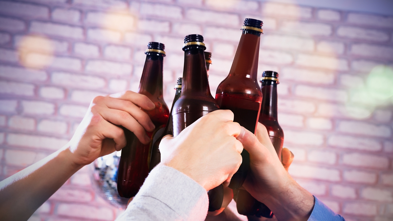 ไฟเขียวขายเหล้า 5 วันพระใหญ่ “สนามบิน-โรงแรม-สถานบริการ” เฮ!ทัน “วิสาขบูชา”