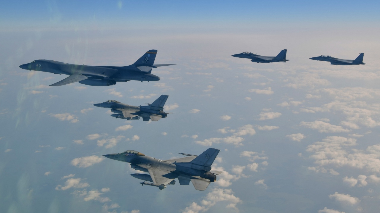 ระทึก กระสุนปืนใหญ่ตกในพื้นที่ชุมชนระหว่างกองทัพเกาหลีใต้ซ้อมรบ พลเรือนเจ็บ 8 ราย