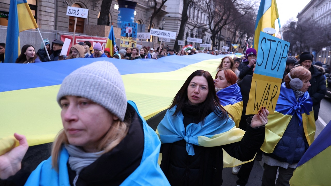 รบ.ทรัมป์จ่อถอนสถานะผู้ลี้ภัยชาวยูเครน 2.4 แสนคน ส่อโดนเนรเทศ