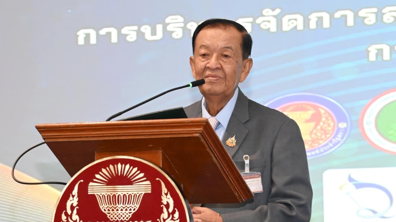 “วันนอร์” ยัน ไม่บรรจุญัตติ ถ้าฝ่ายค้านไม่ถอดชื่อ “ทักษิณ” ออก บอกโดนฟ้องคนแรก