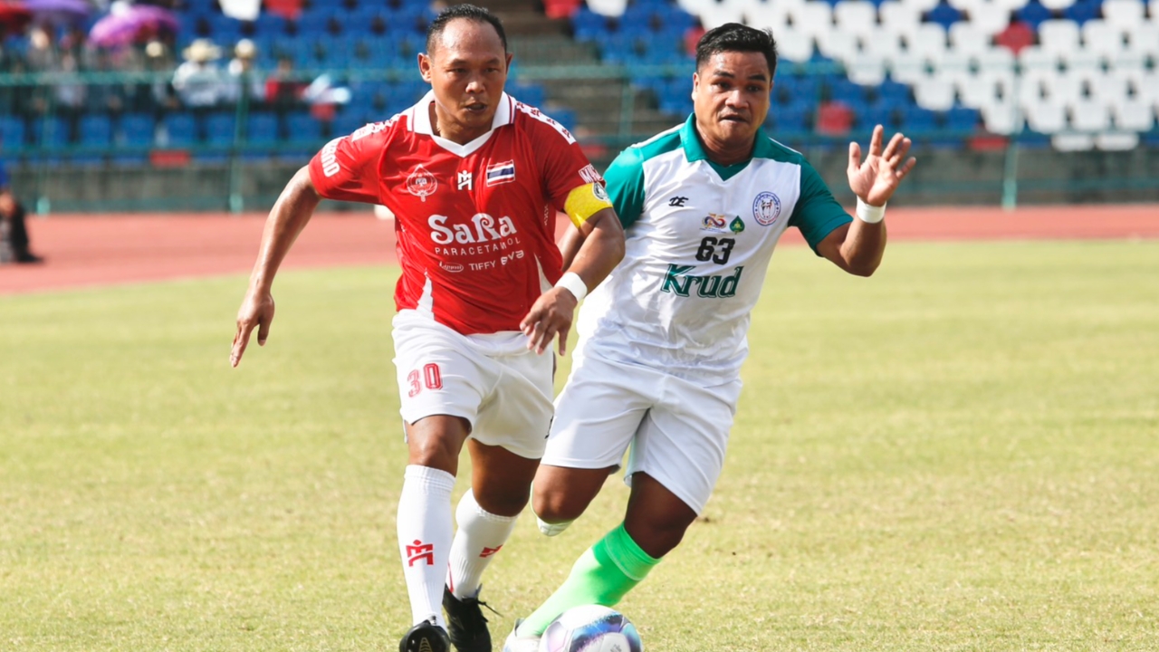  กัมพูชาได้เฮ! กุนขแมร์ ปะทะ มวยไทย ในศึกฟุตบอลไอดอลลีก เอเชีย