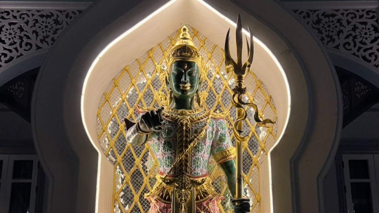 แจกพิกัด "ขอพรเทพทันใจ วัดเทวราชกุญชร" พร้อมวิธีไหว้ สมหวังดั่งใจนึก