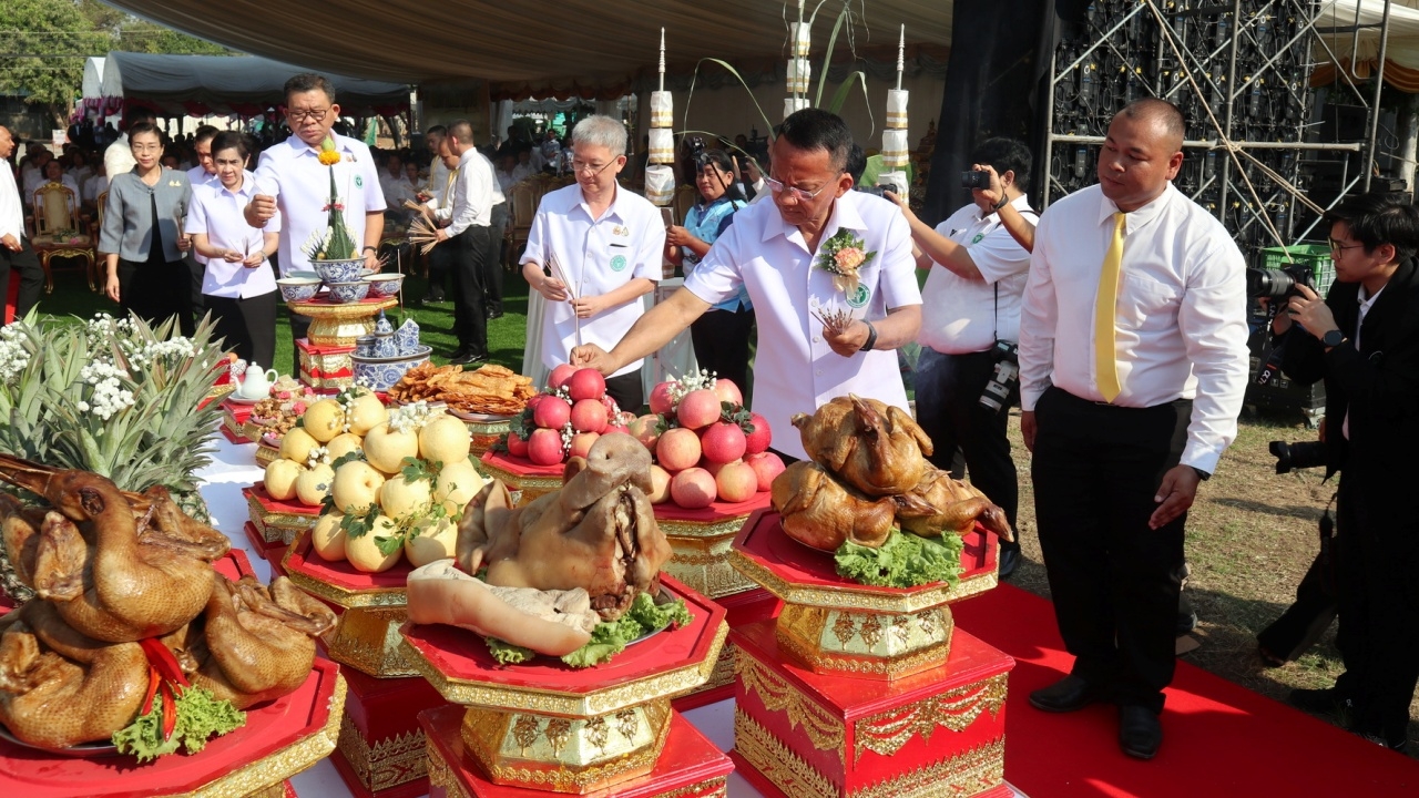 รมว.สธ. วางศิลาฤกษ์ อาคารสนับสนุนบริการ-ที่พักแพทย์ รพ.พหลพลพยุหเสนา