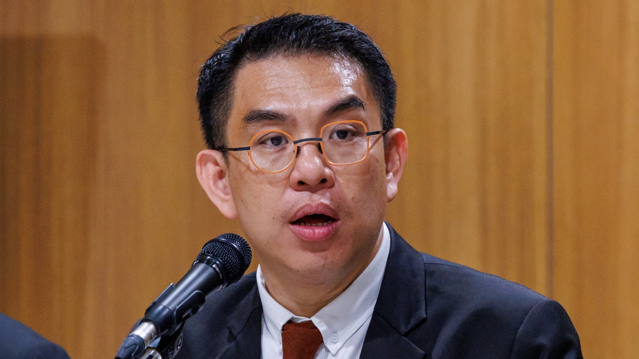 “วิโรจน์” ซัดให้เวลาอภิปรายไม่ไว้วางใจ 1 วัน มาตรฐานต่ำกว่ารัฐบาลเผด็จการ