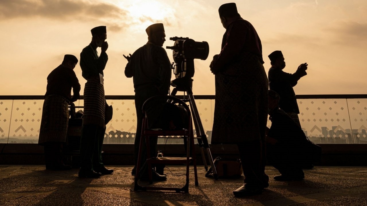 สำนักจุฬาราชมนตรี กำหนดวันที่ 1 เดือนรอมฎอน ตรงกับวันที่ 2 มีนาคม 2568