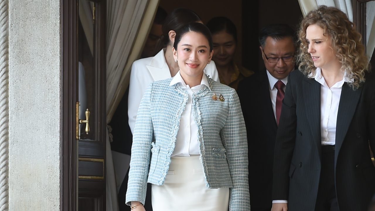 “อิ๊งค์” ยัน กนง. ลดดอกเบี้ยเหลือ 2% ต้องดีแน่นอน ไม่ตอบดึง “ทักษิณ” ร่วมทีมเศรษฐกิจ