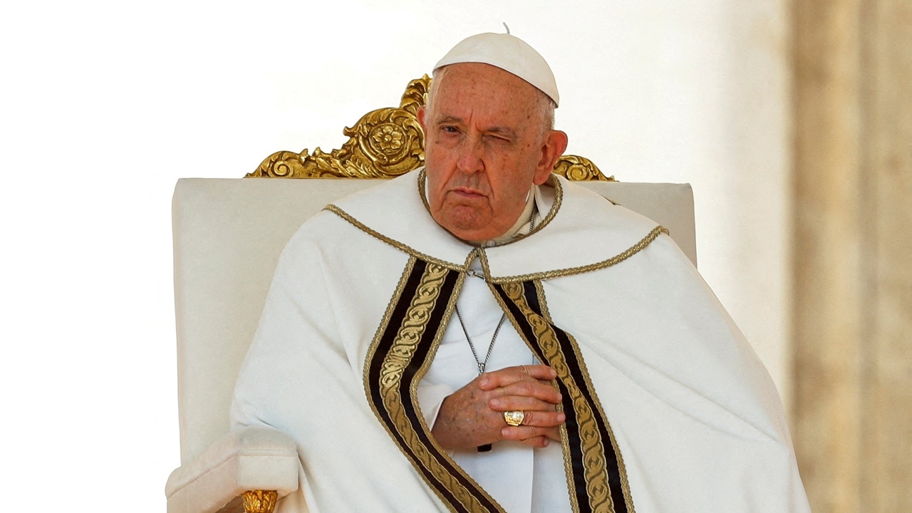 วาติกันเผย โป๊ปฟรานซิสดีขึ้นต่อเนื่อง ไม่ใช้คำว่าอาการวิกฤติแล้ว