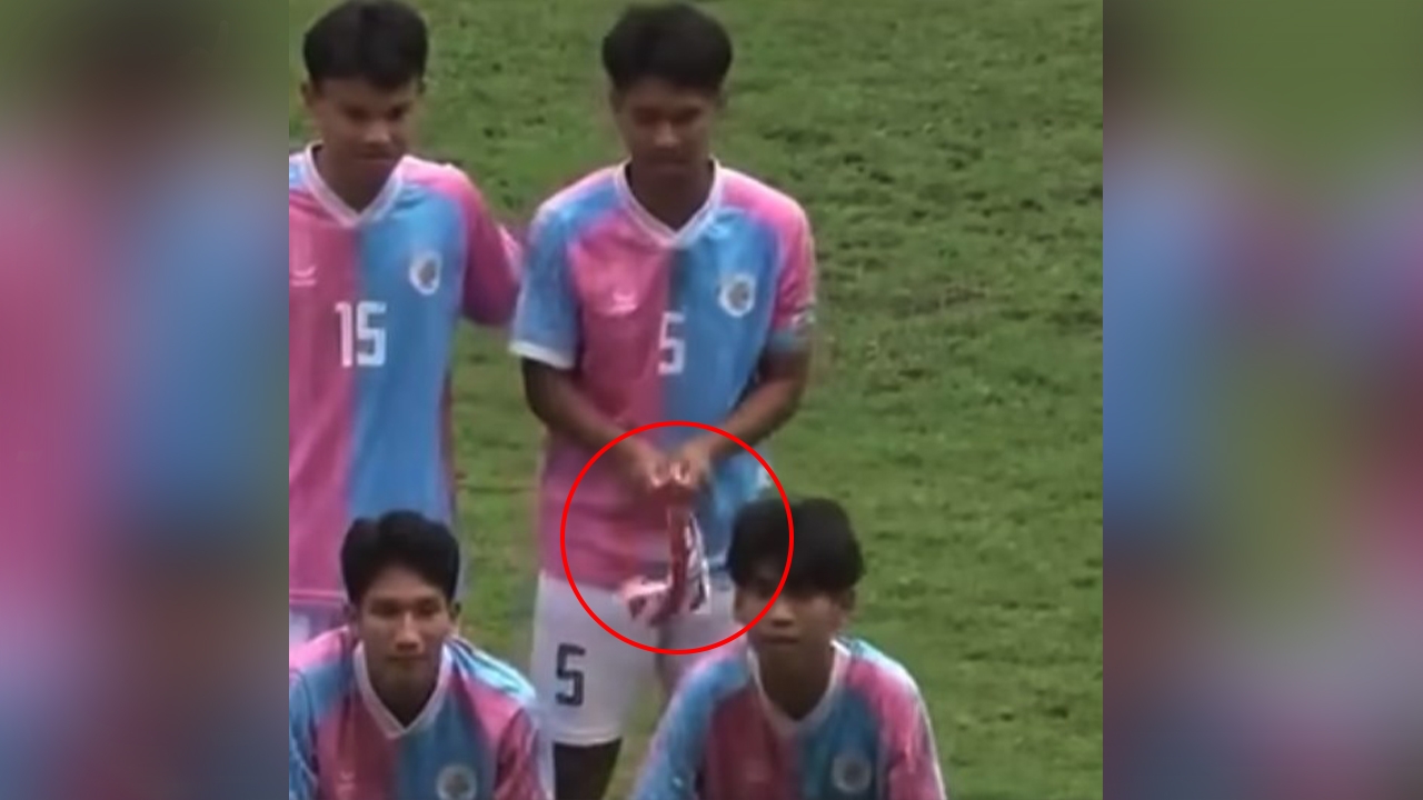 "ราชสีมาวิทยาลัย" เคลื่อนไหวหนแรก ปมดราม่าโดนนักเตะสวนกุหลาบ "หักธง"