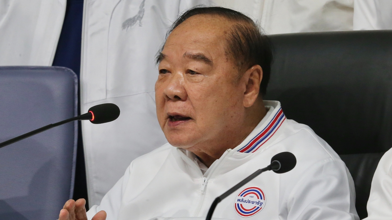 พปชร. จ่ออภิปรายไม่ไว้วางใจรัฐบาล 4 ประเด็น มีเรื่อง “ชั้น 14 - ที่ดินอัลไพน์”