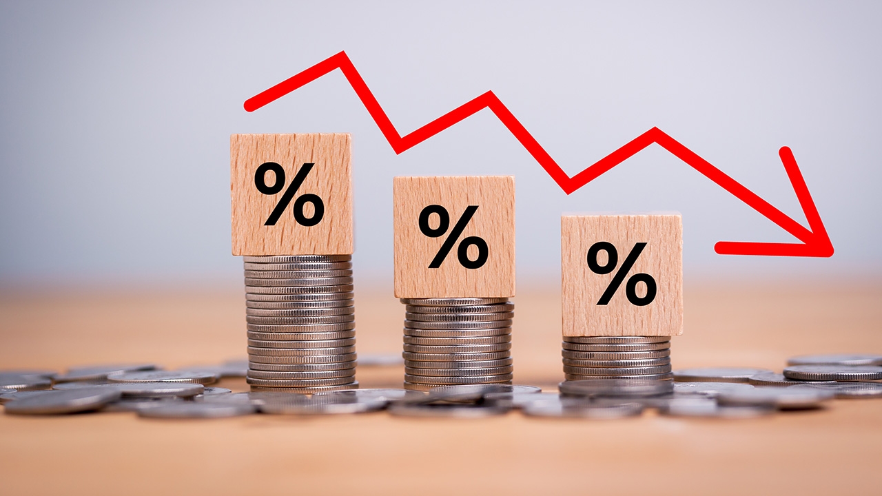 กนง. 6 ต่อ 1 ลดดอกเบี้ย 0.25% ยันการเมืองไม่แทรก ชี้เหตุเศรษฐกิจไทยดิ่งหนัก