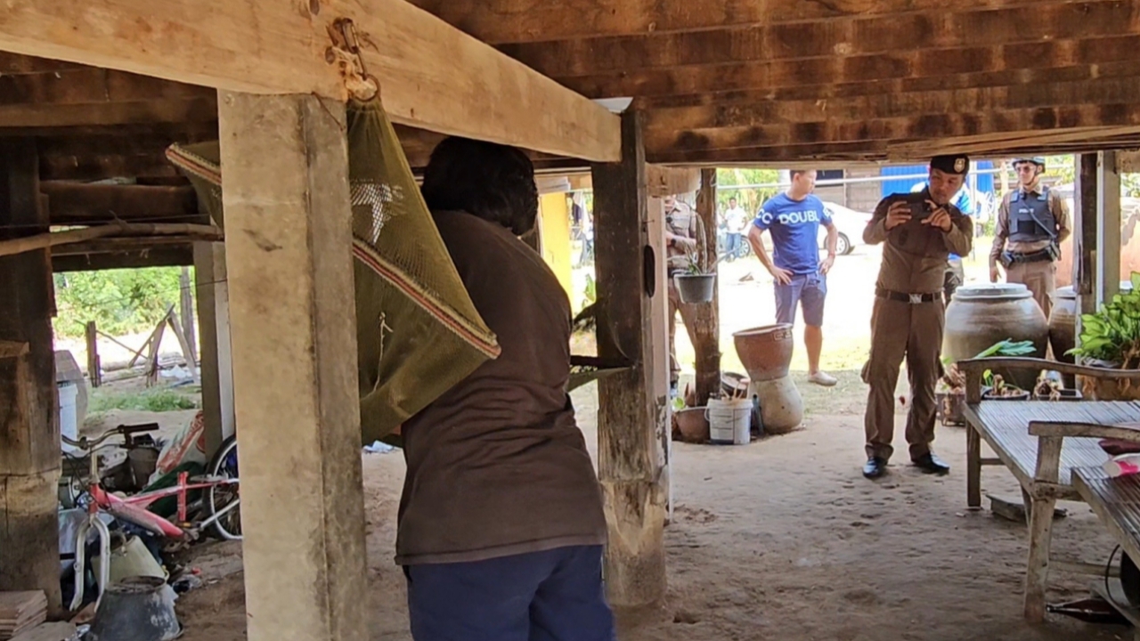 หนุ่มหึงโหด เพื่อนรักแอดเฟซบุ๊กเมียสาว แค้นเอามีดจ้วงแทงดับสลด