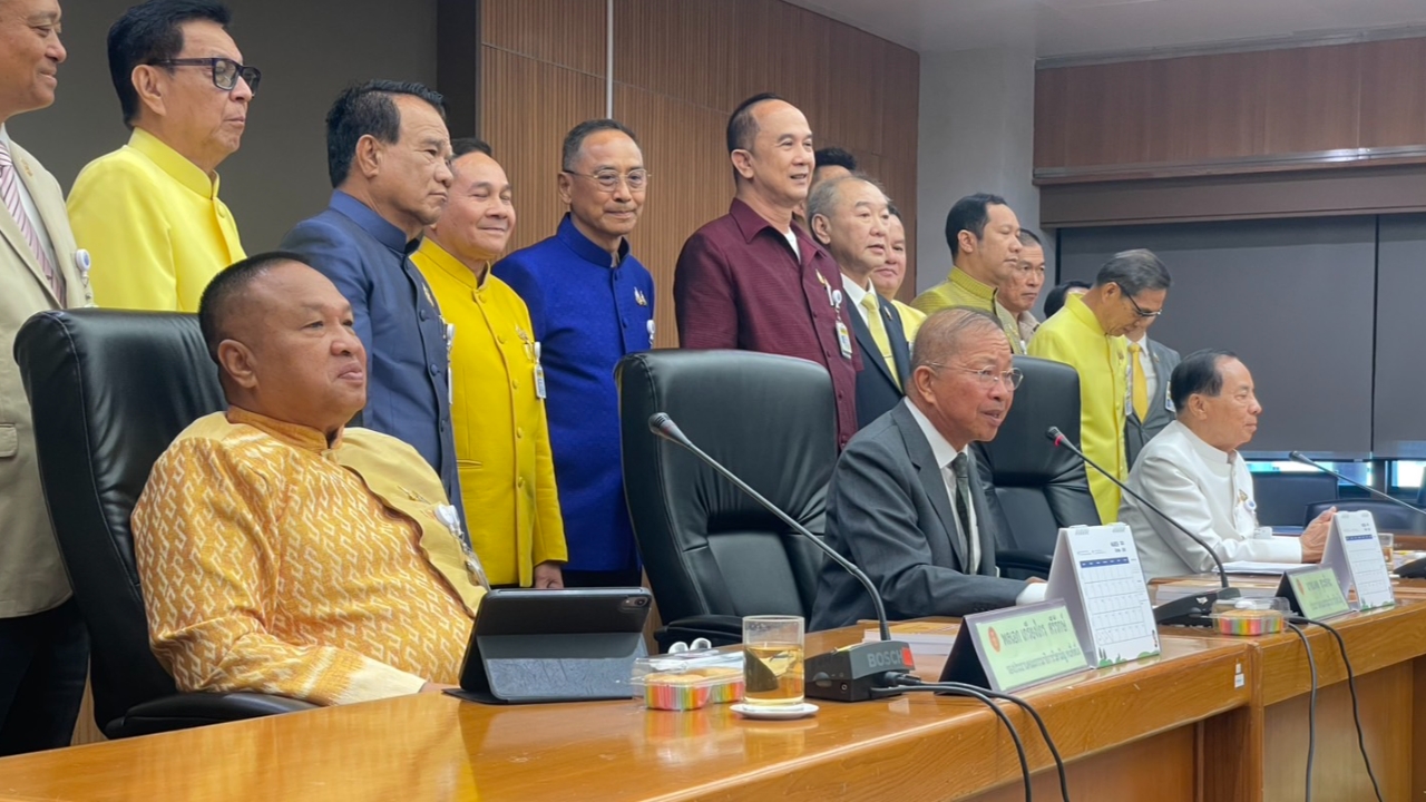 สว. จ่อลงมติลุยสอบ DSI ใช้อำนาจมิชอบจ้องสอบคดีฮั้วเลือก สว. 67 ชี้หน้าที่ กกต.