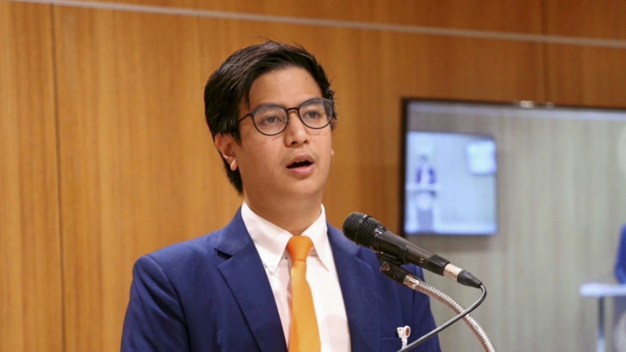 “ไอติม” โต้ “อนุทิน” กลับลำเรื่องร่างกาสิโน ทั้งที่เคยค้านเพราะอะไร