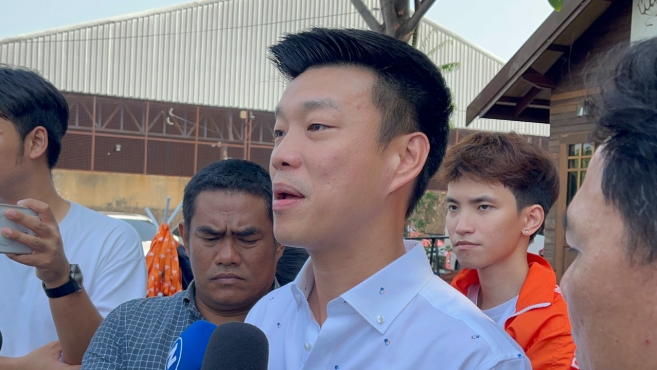 “ณัฐพงษ์” ขอ ป.ป.ช. เลื่อนรับทราบข้อหาแก้ ม.112 เร่งล่าชื่อ สส. ถอด “สุชาติ”