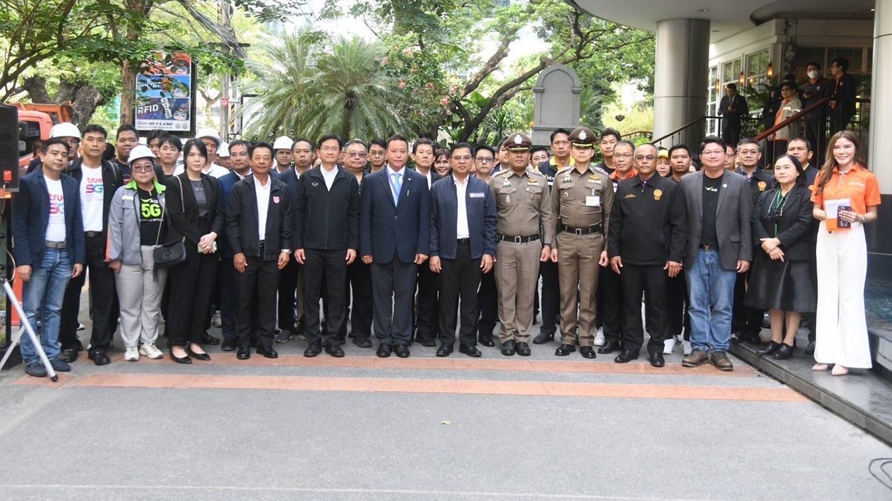 MEA จับมือภาคีเดินหน้ารื้อสายสื่อสาร ปักหมุด ถ.วิทยุเส้นแรกปี 68 เสริมทัศนียภาพเมืองมหานคร