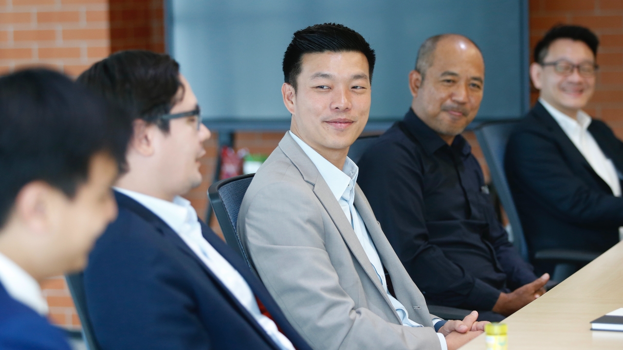 พรรคประชาชนเอาคืน ล่ารายชื่อยื่นถอดถอนประธาน ป.ป.ช. ปมคลิปหลุด