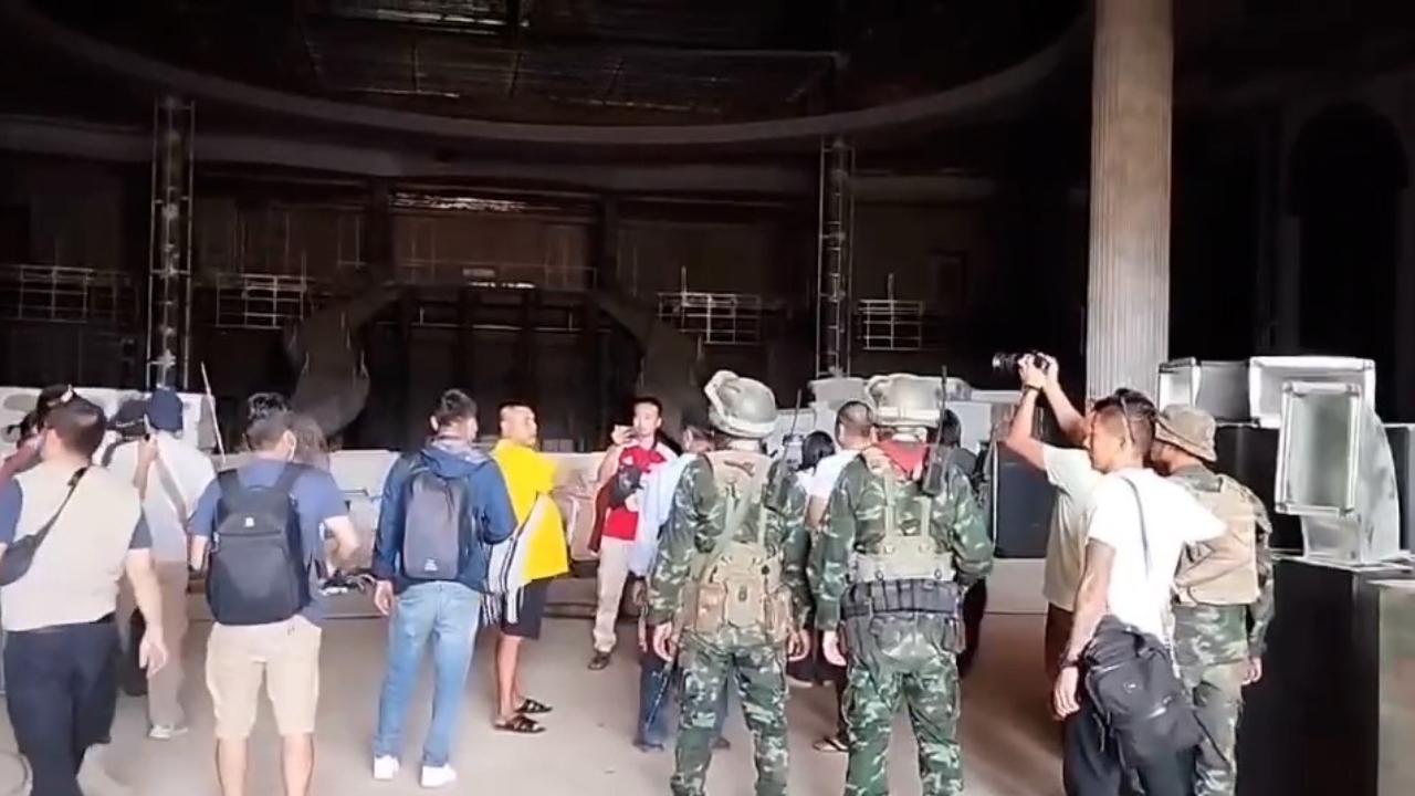 BGF บุกชเวโก๊กโก่ ทลายแก๊งคอลฯ ยึดคอมพิวเตอร์ คุมตัวต่างชาติกว่า 1,000 คน