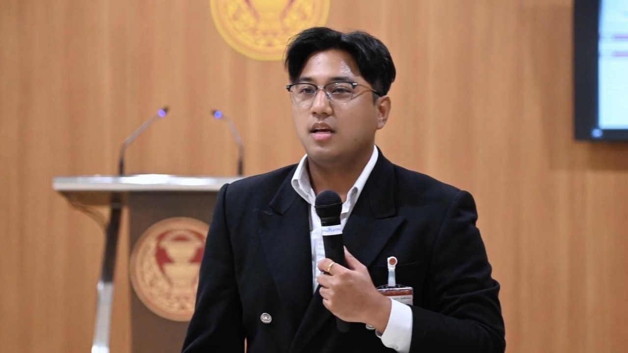 เลขาธิการสภาฯ ยัน ยังต้องโหวตปมถอนเอกสิทธิ์คุ้มครอง “ปูอัด” แม้มอบตัวแล้ว