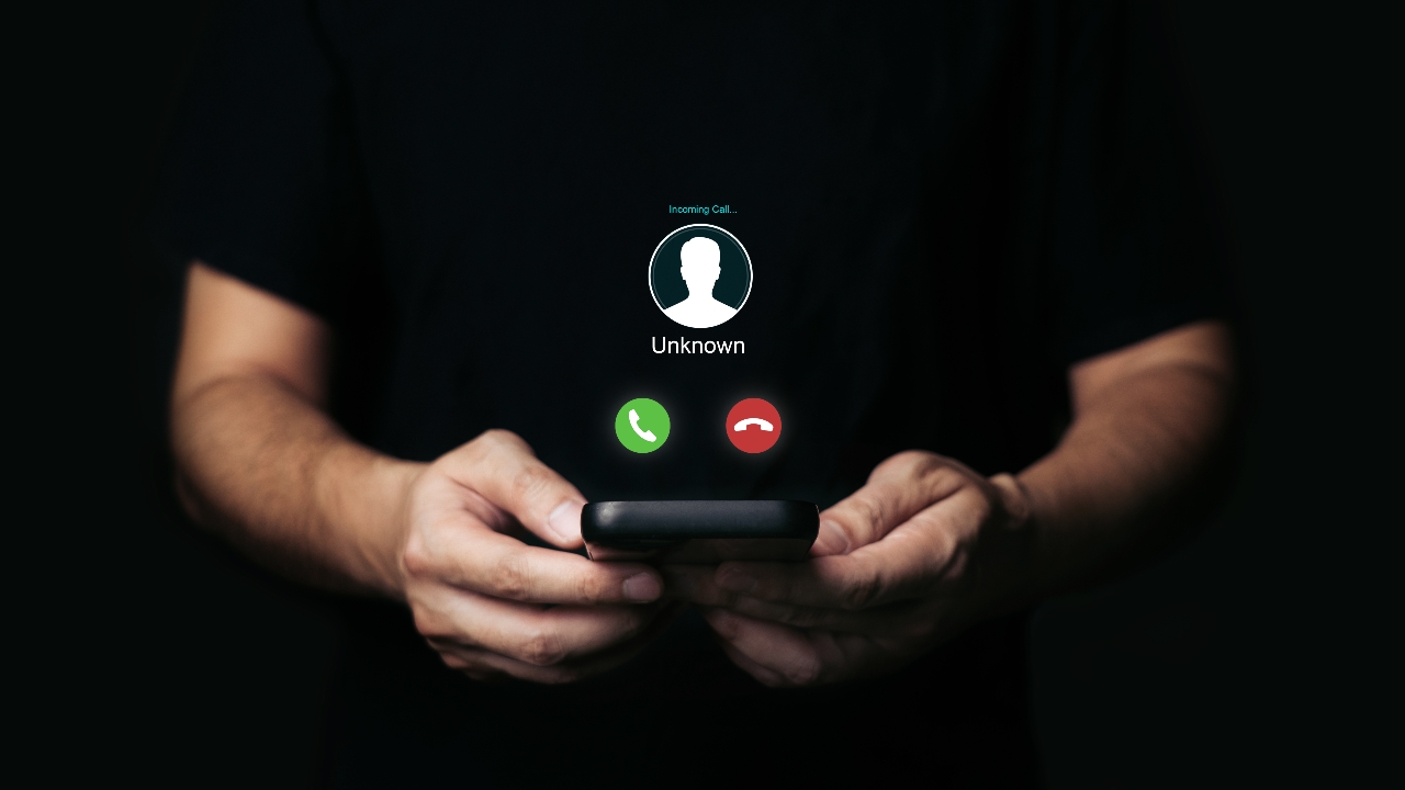 แก๊งคอลเซ็นเตอร์ คืออะไร รู้ทันกลลวง พร้อมวิธีป้องกันก่อนเป็นเหยื่อ