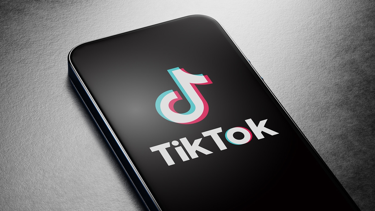 TikTok โซเชียลมีเดียทรงพลังในไทย มากกว่าบันเทิง คือโอกาสทางธุรกิจ ที่มาของการลงทุน Data Hosting