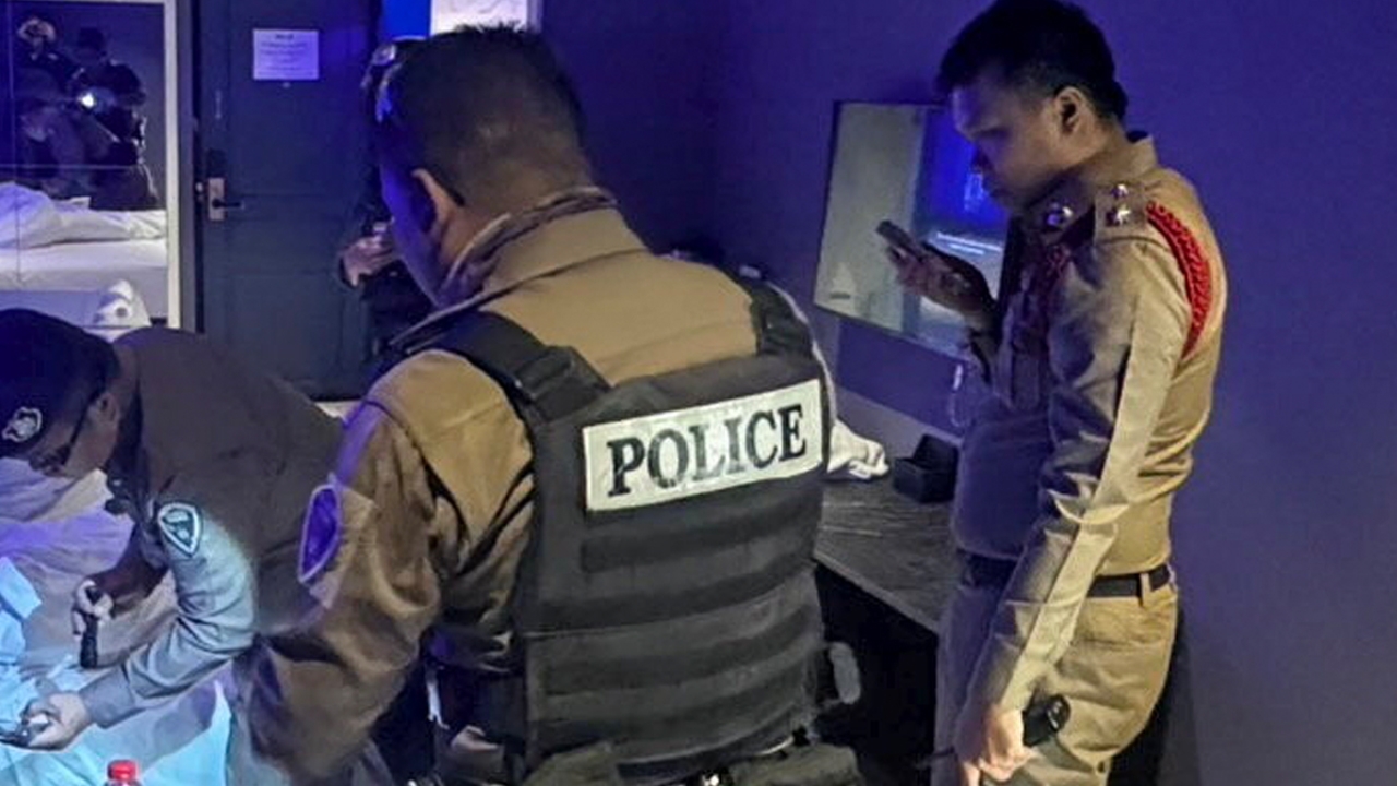 หมายจับหนุ่มจีน บีบเด็กเอ็นอัปยา ให้เสพแฮปปี้ วอเตอร์ เหยื่อสิ้นใจคาโรงแรม