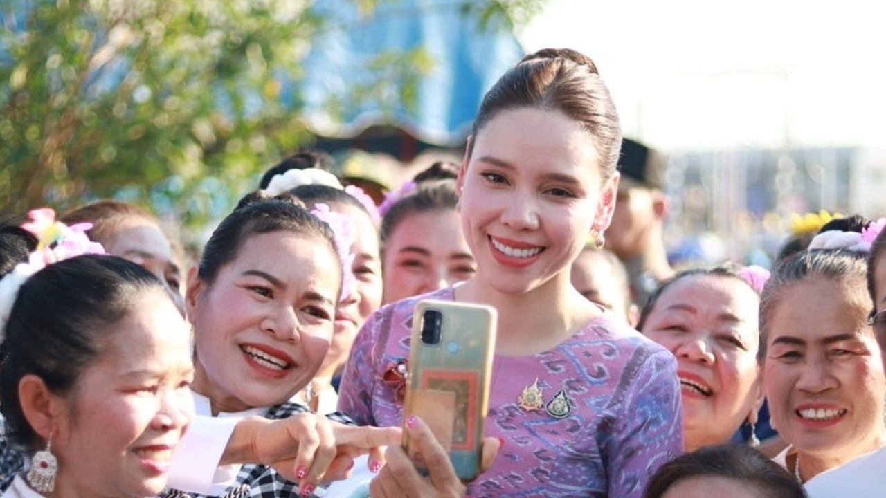 “ซาบีดา” ปลอดภัย ขอบคุณความช่วยเหลือ-ห่วงใย หลังจอ LED บนเวทีล้มใส่ที่ยโสธร