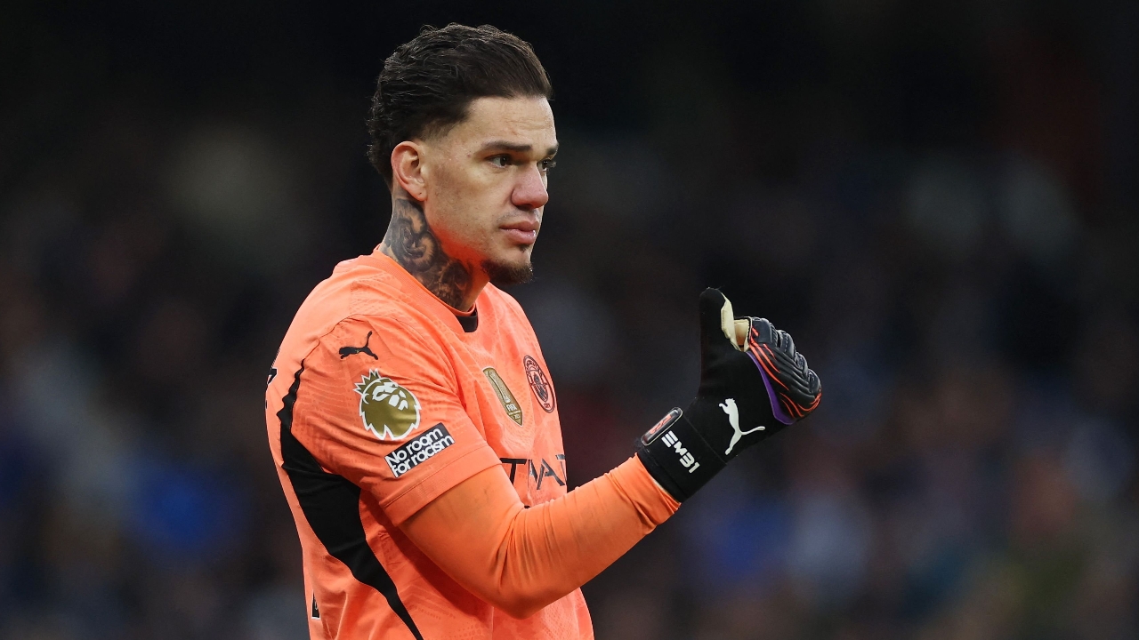 ใช้เท้าดี เหนือกว่าตัวรุก! "เอแดร์ซอน" ทำแอสซิสต์ แซงหน้าแข้งเกมรุกหลายรายในฤดูกาลนี้