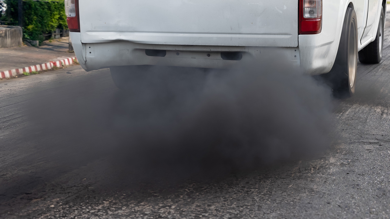 10 มาตรการฝุ่น PM2.5 ส่งต่อรัฐบาล เพิ่มดาบ กทม.ตรวจจับรถควันดำ จ่อย้ายท่าเรือคลองเตย