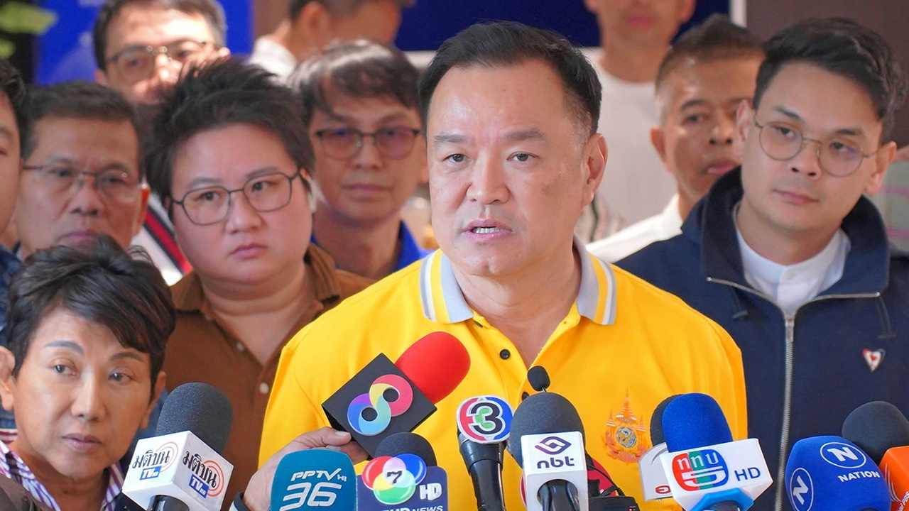 ภูมิใจไทยหนีถกแก้รัฐธรรมนูญ อ้างเสียงขัดกฎหมาย สว. ชงญัตติยื่นตีความ