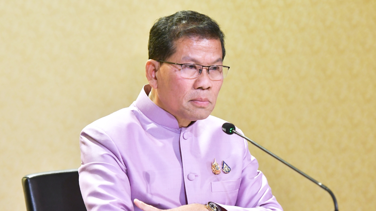 เร่งกวาดล้างครูเถื่อนต่างชาติ ใช้วีซ่าท่องเที่ยว แอบรับงานสอนในไทย