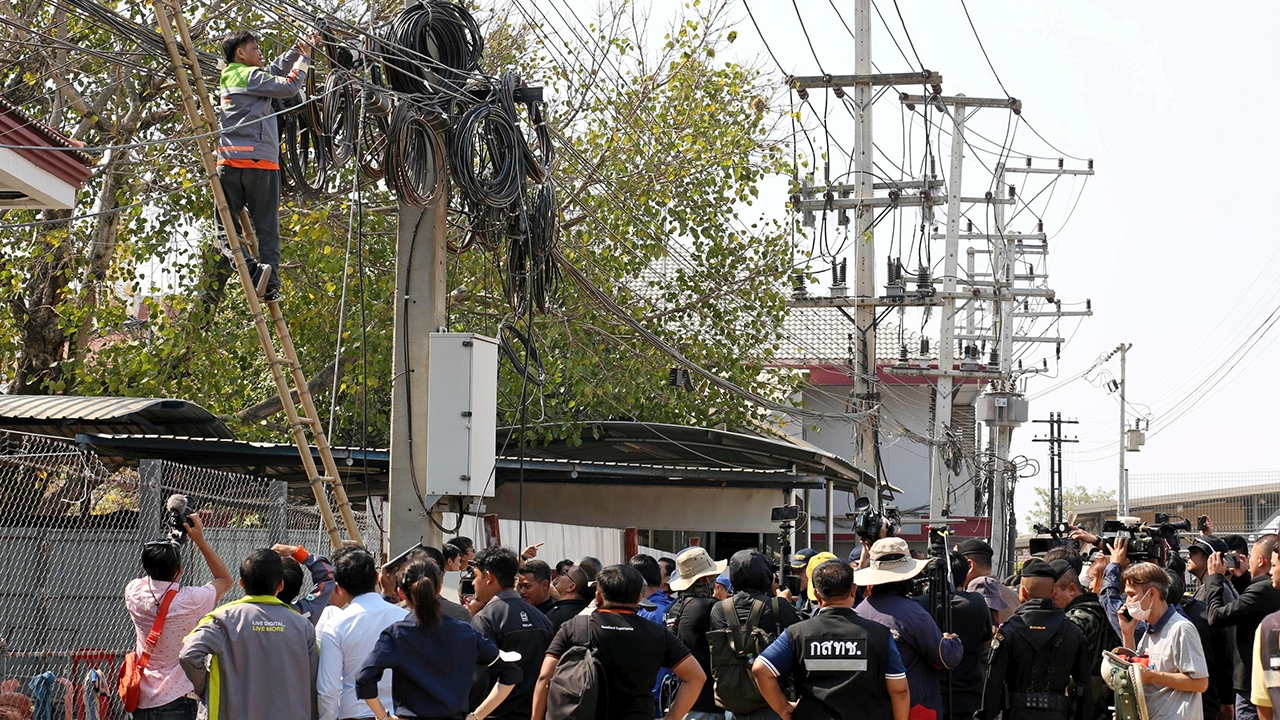 ประกาศขับไล่ "จีนเทา" กะเหรี่ยง DKBA หวังไทยจ่ายไฟให้