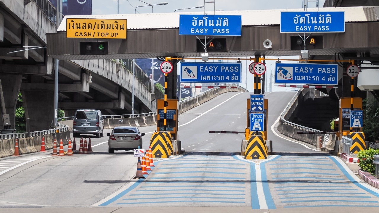 "วันมาฆบูชา" 12 ก.พ. 68 เปิดขึ้นทางด่วนฟรี 3 สายทาง 61 ด่าน