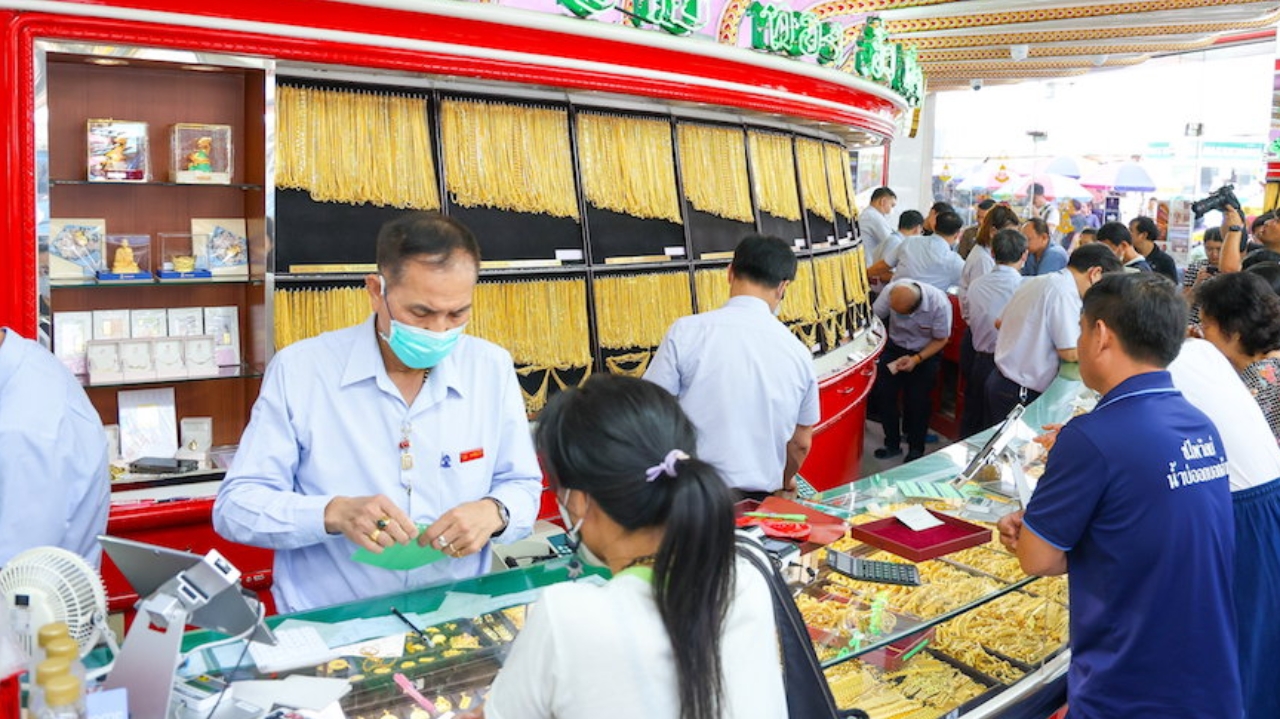 ทองคำนิวไฮ!ลุ้นแตะ บาทละ 50,000 บาท ไทยรั้งอันดับ 7 โลกปี 67 ซื้อทองคำพุ่ง 17%