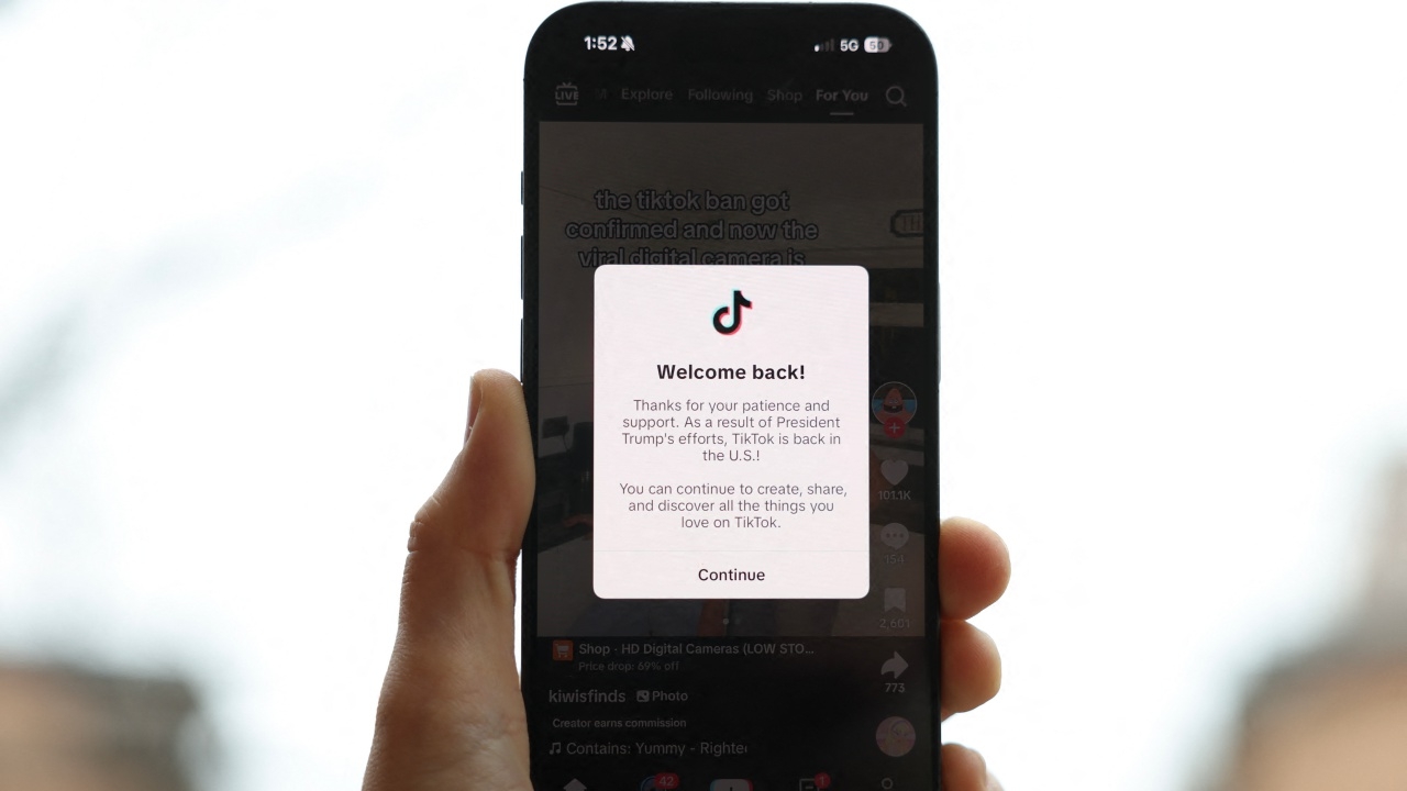 แอปสโตร์แอปเปิล-กูเกิล เปิดให้ผู้ใช้ในสหรัฐฯ ดาวน์โหลด TikTok ได้อีกครั้ง