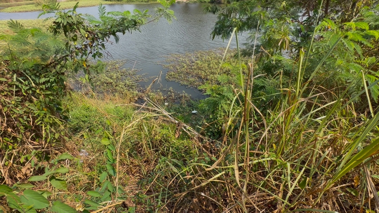 ตำรวจเร่งไขคดีฆ่ายัดกระเป๋าถ่วงน้ำที่ระยอง เผย 6 ตำหนิรูปพรรณผู้เสียชีวิต