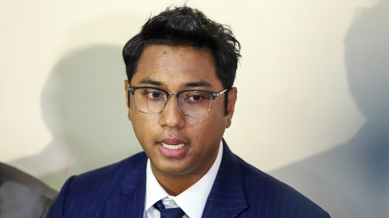 ออกหมายจับ "สส.ปูอัด" ขืนใจนักท่องเที่ยวสาวไต้หวัน