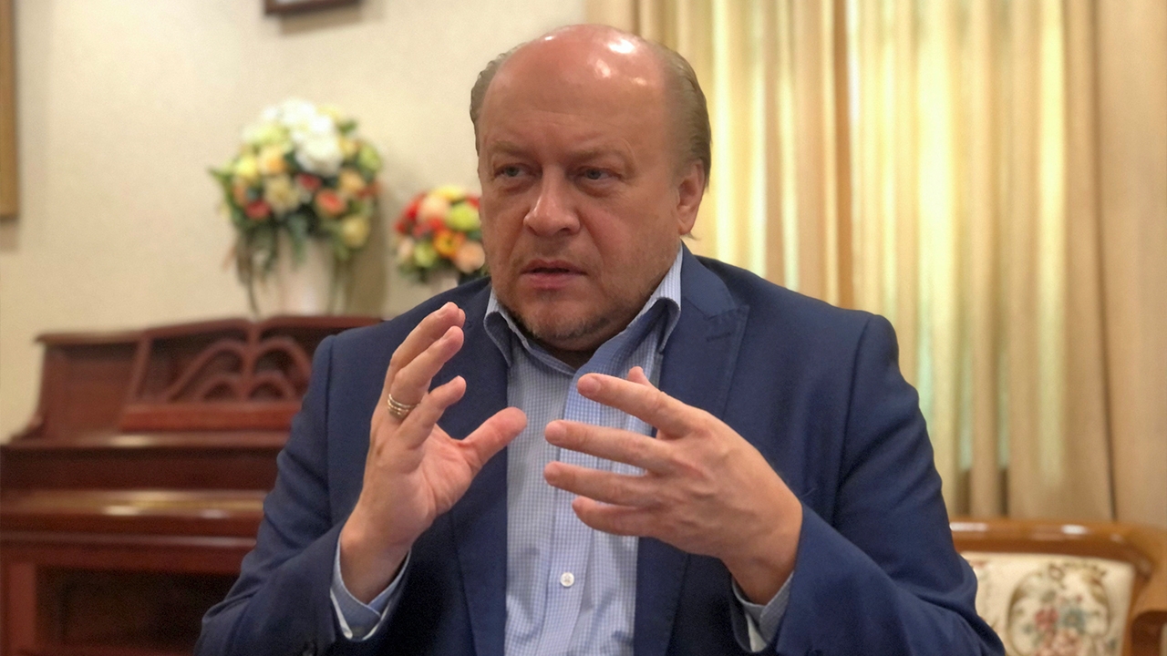 วันนักการทูต “รับฟังย่อมไม่เสียโอกาส”