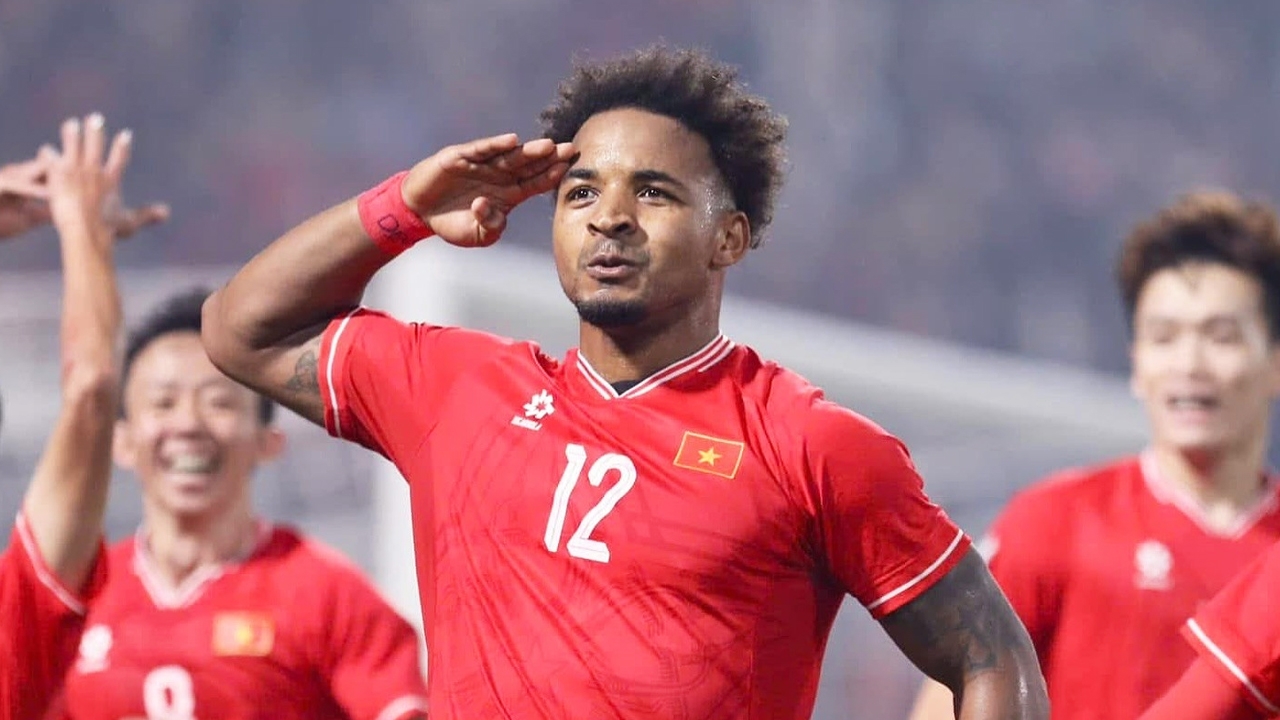 เหลือเชื่อ "สโมสรเงินถุงเงินถัง" ทุ่มคว้า "เหงียน ซวน ซอน" 100 ล้านบาท-ได้คำตอบกลับแล้ว