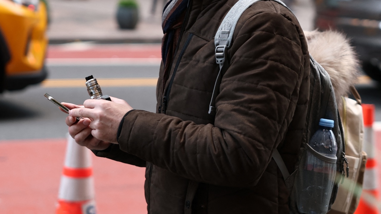 ฮ่องกงเตรียมแบนบุหรี่ไฟฟ้าในที่สาธารณะภายในกลางปีหน้า