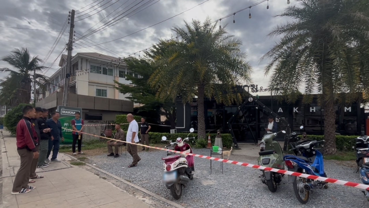 ล่ามือปืนโหดยิงดับ 2 ศพ คาร้านอาหารสามชุก สุพรรณบุรี ปมเหตุแค่ลืมโทรศัพท์มือถือ