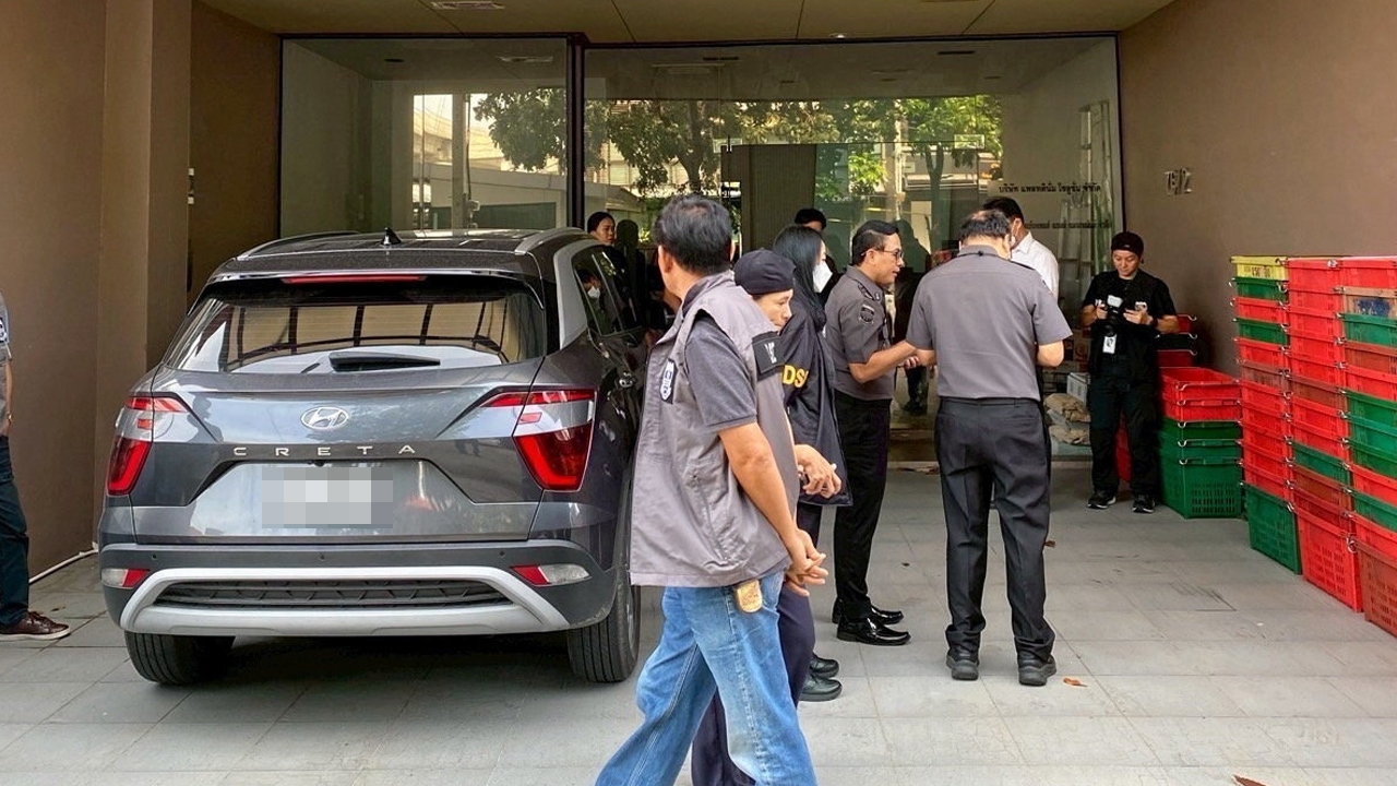 ดีเอสไอค้น 4 แห่ง โยงสตง.ถล่ม ยึดเอกสารอื้อ อิ๊งค์นัดถกปมเหตุ