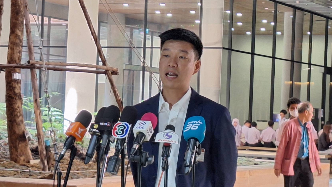 “ผู้นำฝ่ายค้าน” แนะ “นายกฯ อิ๊งค์” ไม่เลือกข้างทั้งจีนหรือสหรัฐฯ