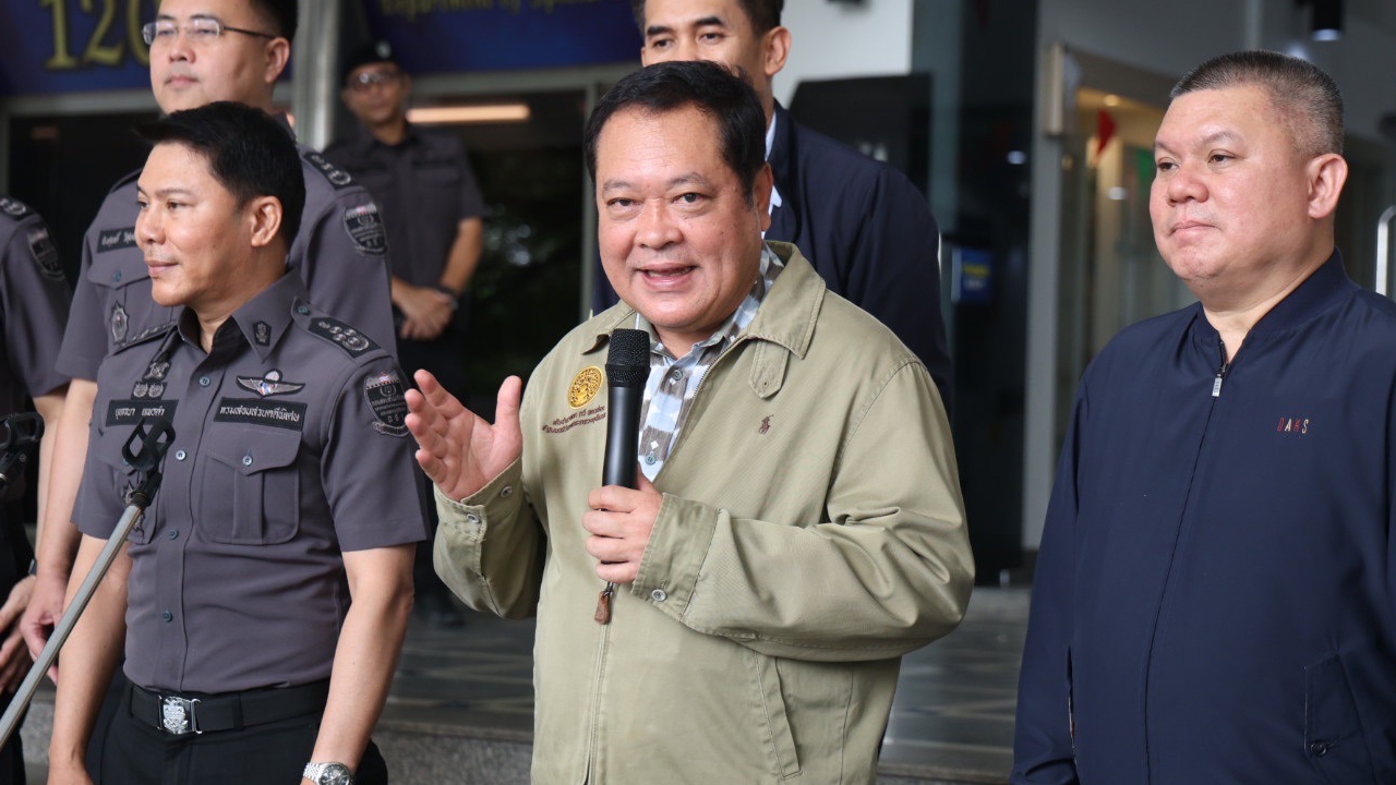 “ทวี” ลงคุ้ยซากสตง. สั่งดีเอสไอเข้ม หา “หลักฐาน” มัดผิด ทีมกู้ภัยลุยงานหนัก ไม่พบผู้สูญหายเพิ่ม