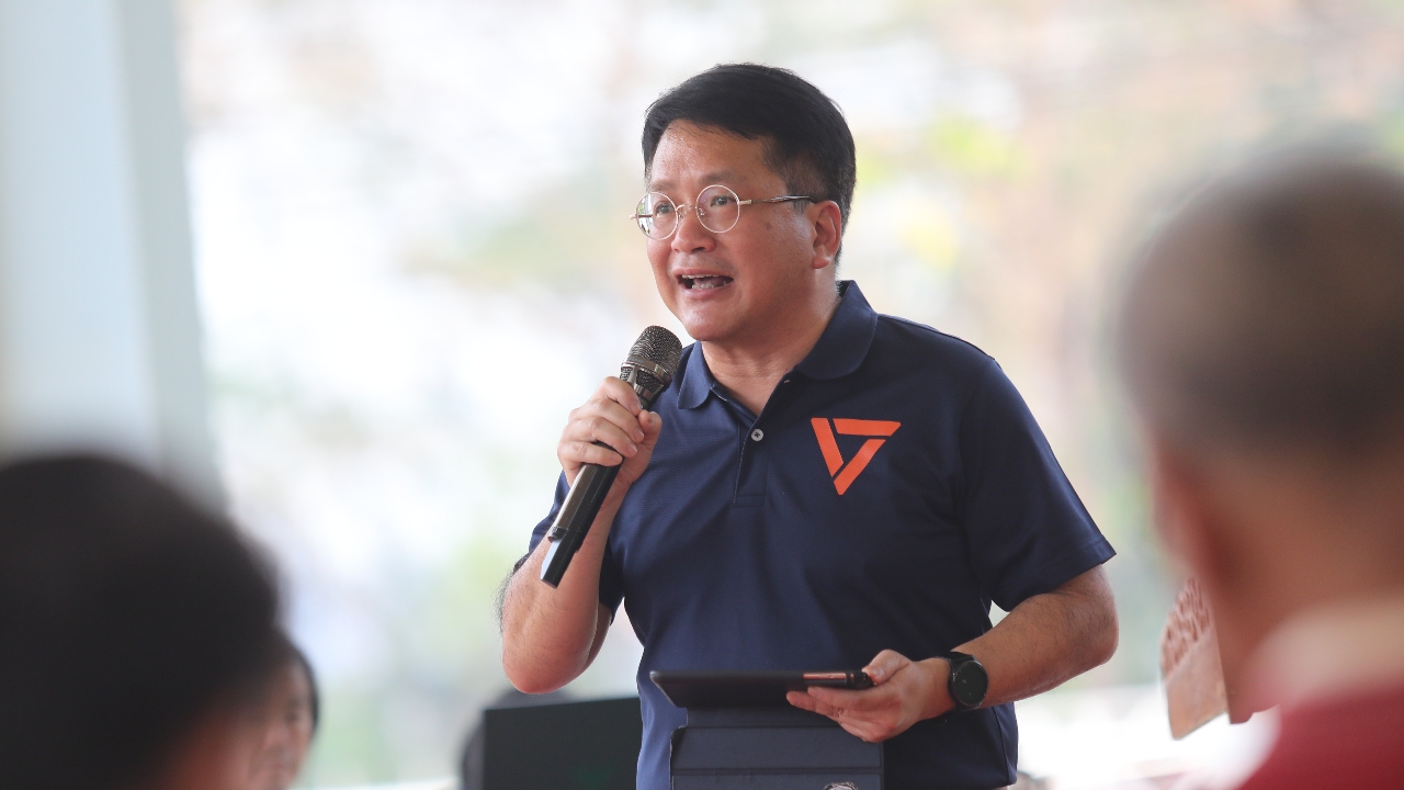 พรรคประชาชนสวนสถิตินักท่องเที่ยวเข้าไทยช่วงสงกรานต์ลดลง 9.46%