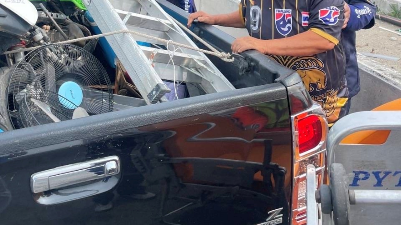 ป้าเล่านาที หนุ่มขับรถหรูชนกระบะ เผยอาการลุงเริ่มดีขึ้น แต่ยังอยู่ห้องไอซียู